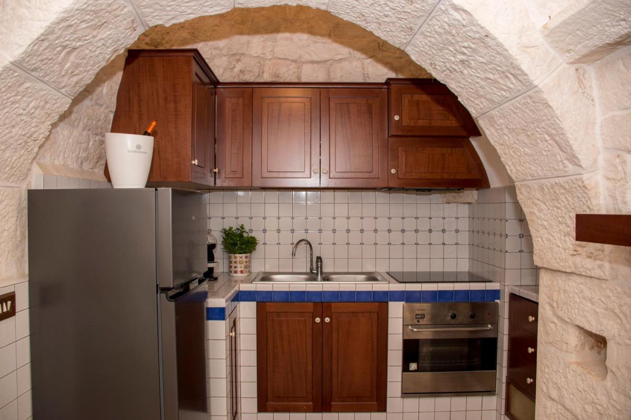 Pavi Trulli E Suites Locorotondo Eksteriør bilde