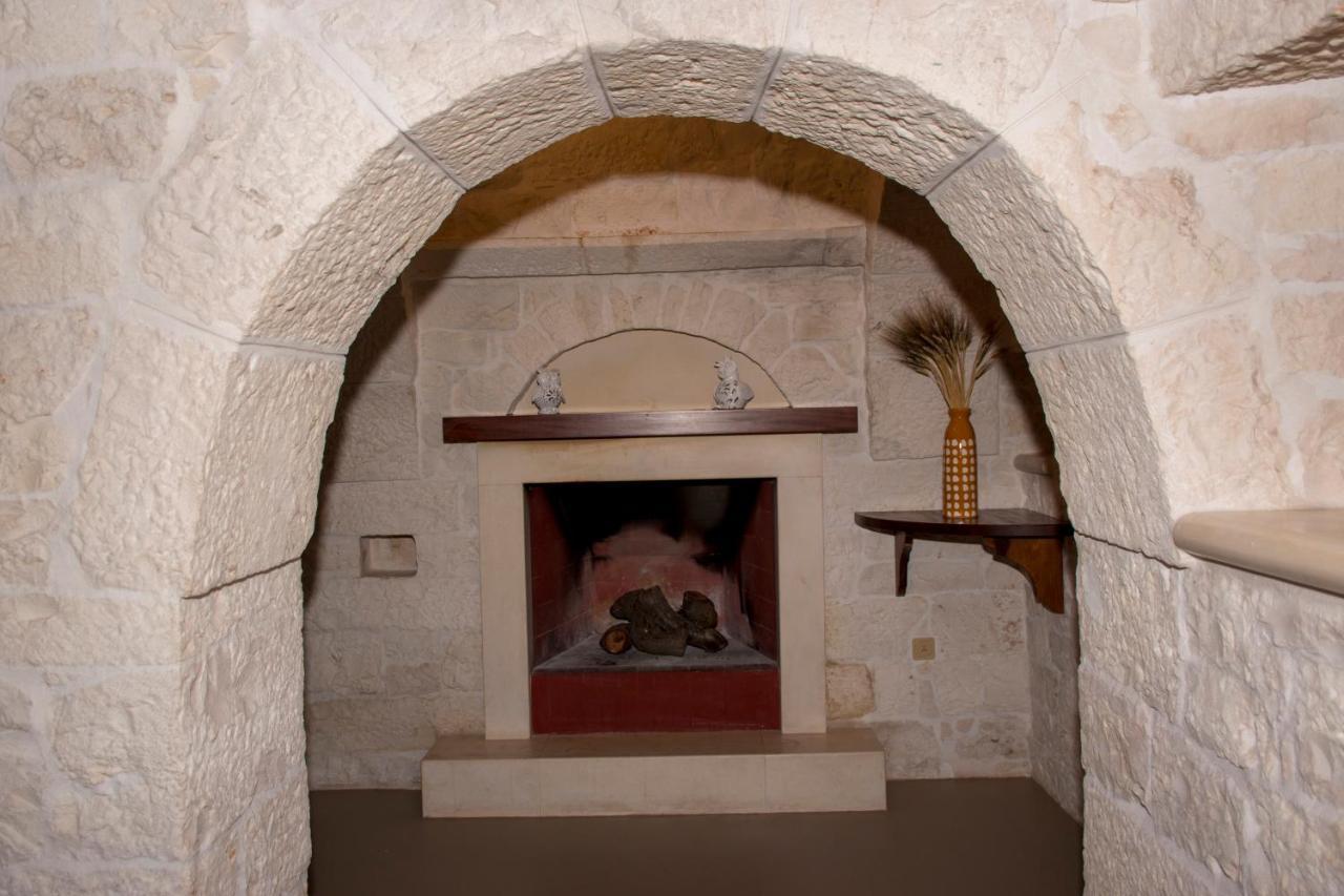 Pavi Trulli E Suites Locorotondo Eksteriør bilde